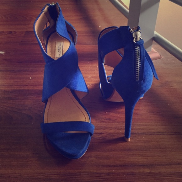 electric blue heels
