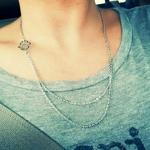 2 tiered fashion necklace -BRAND-NEW