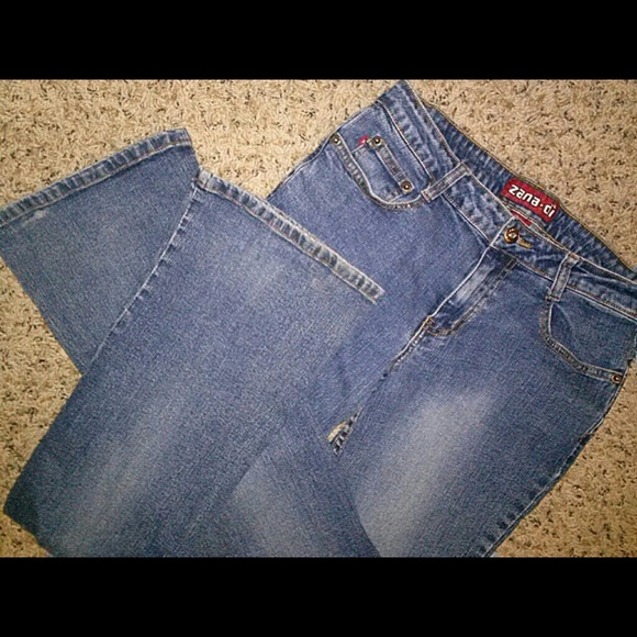 Boot cut - Picture 2 of 4