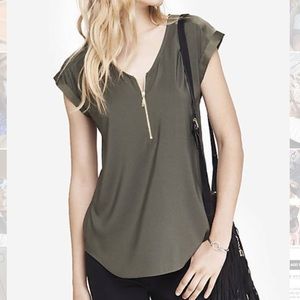 Express Mixed Texture zip front top-NWT