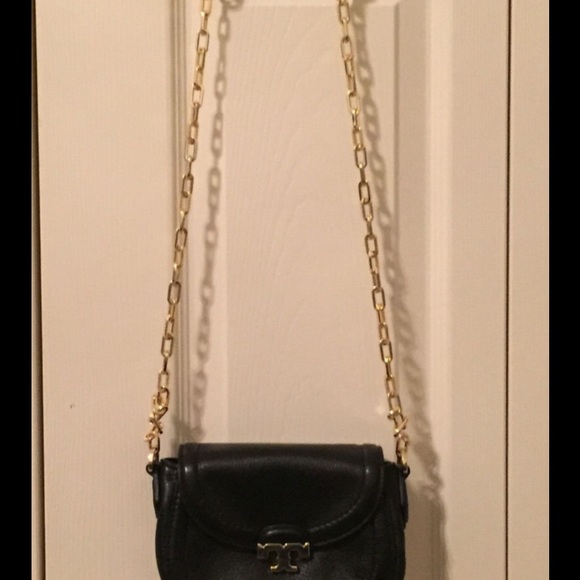 --TRADED-- Tory Burch cross body - Picture 3 of 4