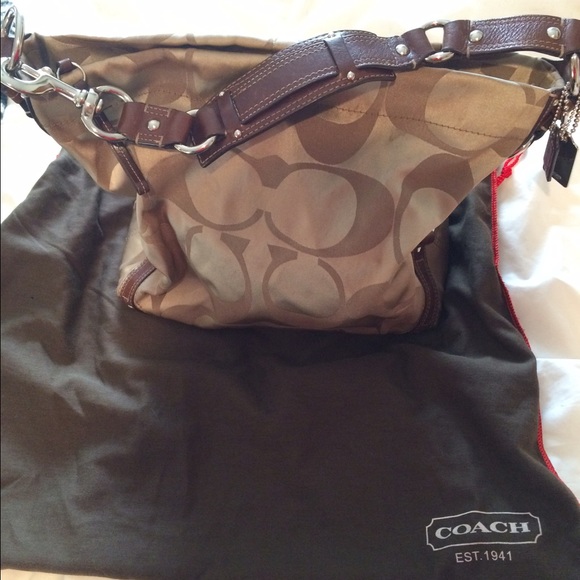 COACH Large Signature Carly Handbag - Picture 2 of 11