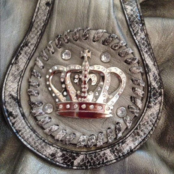 Silver snake print trimmed purse with rhinestones