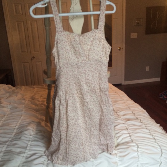 Floral Dress - Picture 3 of 4