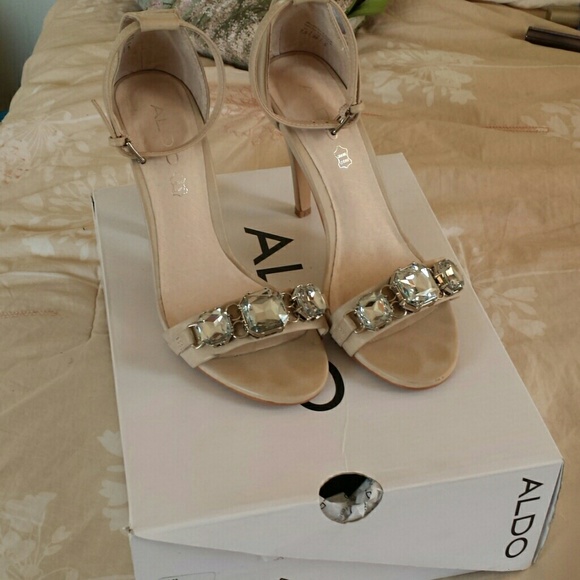 Aldo Pumps ! - Picture 1 of 4