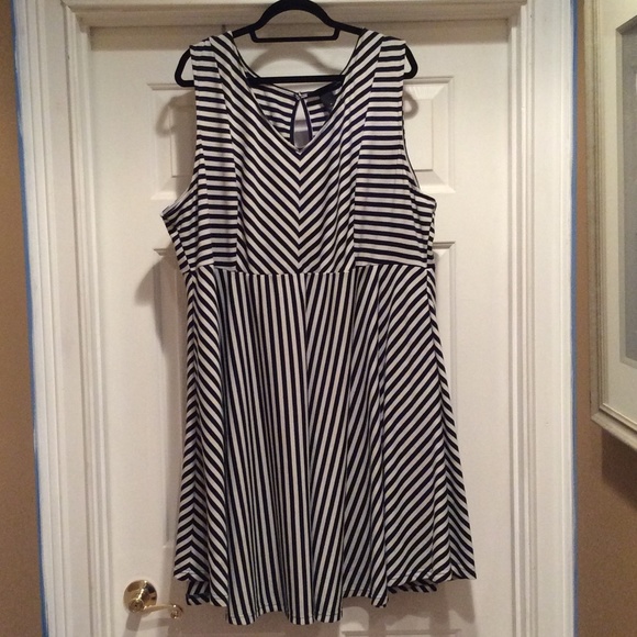 ❌Sold in bundle❌ - Picture 2 of 4