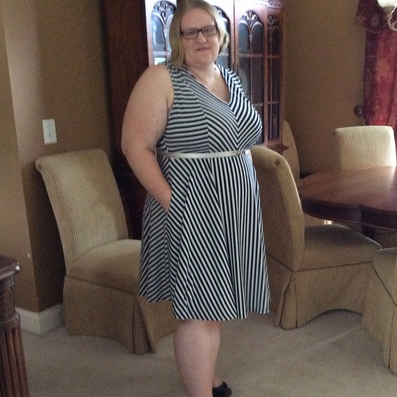 ❌Sold in bundle❌ - Picture 4 of 4