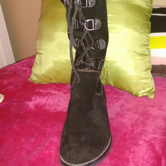 Lace Up Black Velvet Boots - Picture 2 of 2