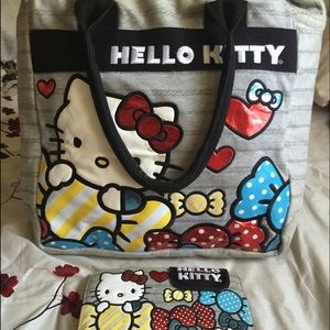 Hello Kitty Handbag with matching Wallet