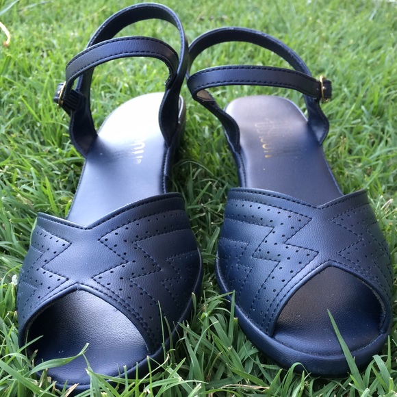🌿 Kimchi Blue Inspired Navy Buckled Sandals 🌿