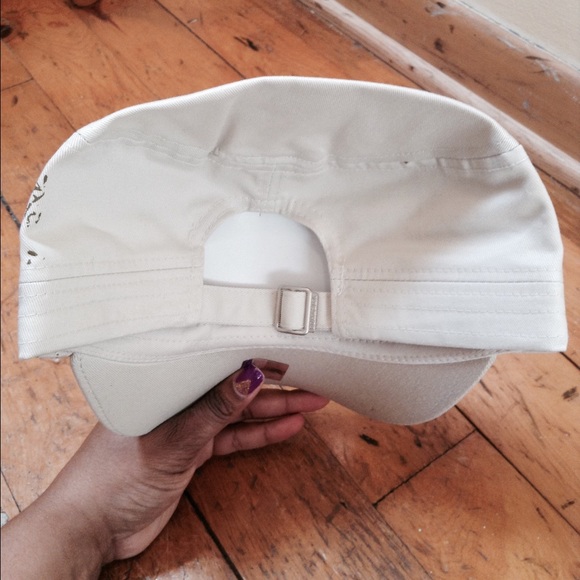 🌻Cream Cross Hat🌻 - Picture 3 of 3