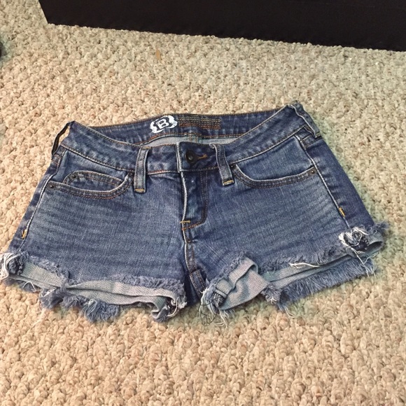 Bullhead shorts