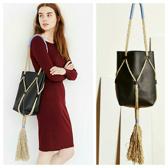 Urban Outfitters Handbags - 🎀 SALE Leather Shoulder Bag
