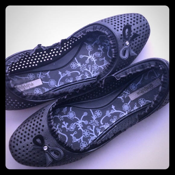 Foldable flats - Picture 1 of 1