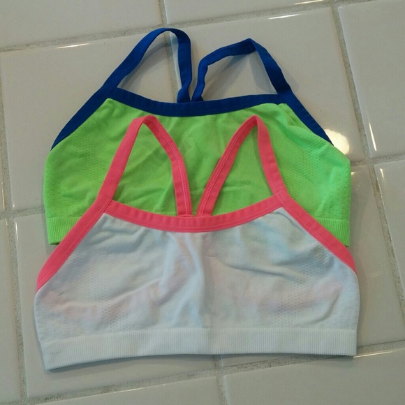 Girls sports bra