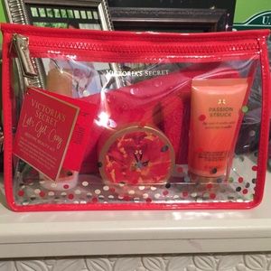 Victoria secret lotion set
