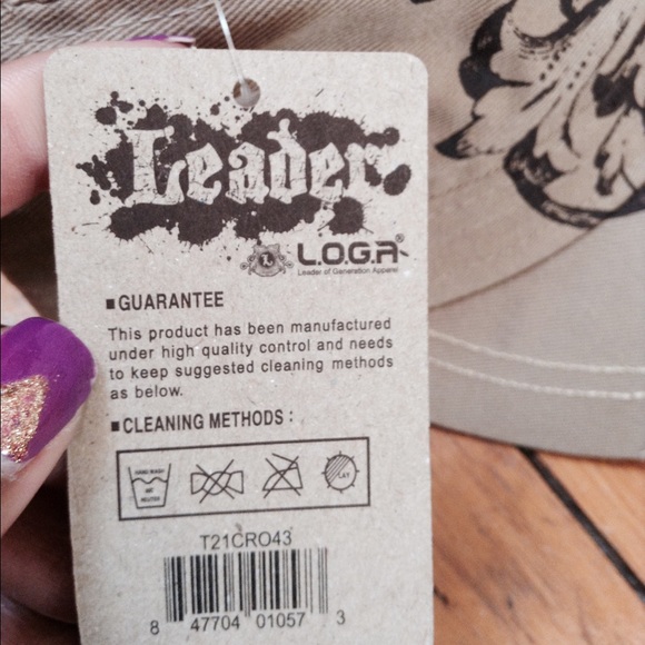 🍂Khaki Brown Trimmed Cross Hat🍂 - Picture 2 of 3