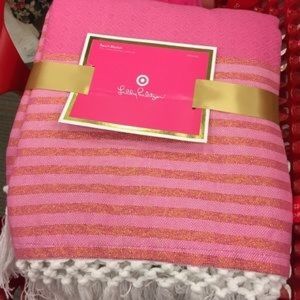 Lilly for tareget beach blanket
