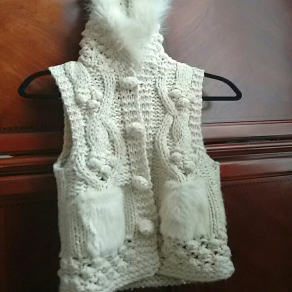 Cream Vest - Picture 1 of 1