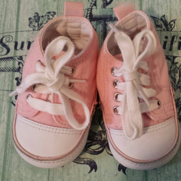 Pink Converse style baby girl shoes