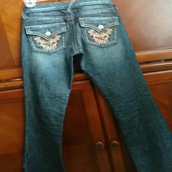 Jeans - Picture 2 of 2