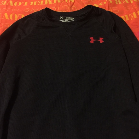 Underarmour shirt for boys.