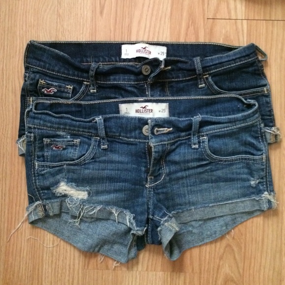 🌸Two pair perfect condition hollister shorts🏄