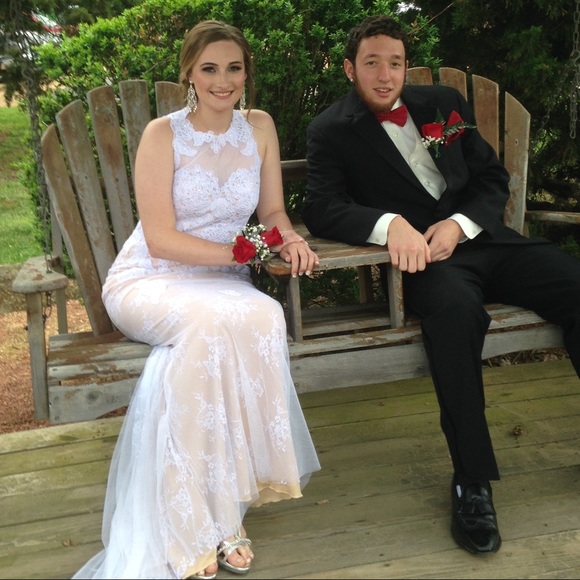 Gorgeous prom/wedding/pageant dress