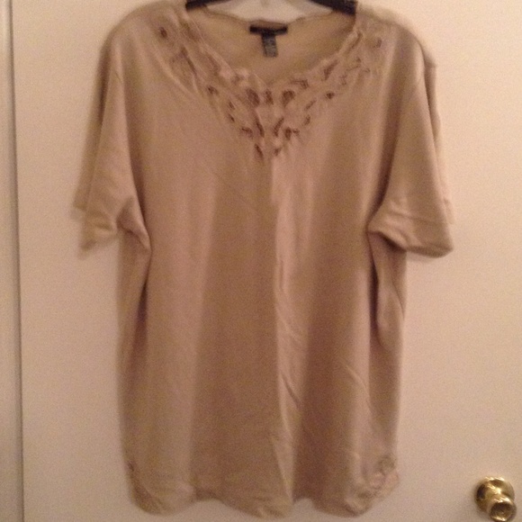 Club "z" collection beige top size 2X.