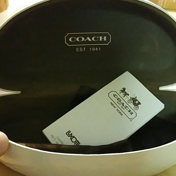 Coach Cat eye sunglasses