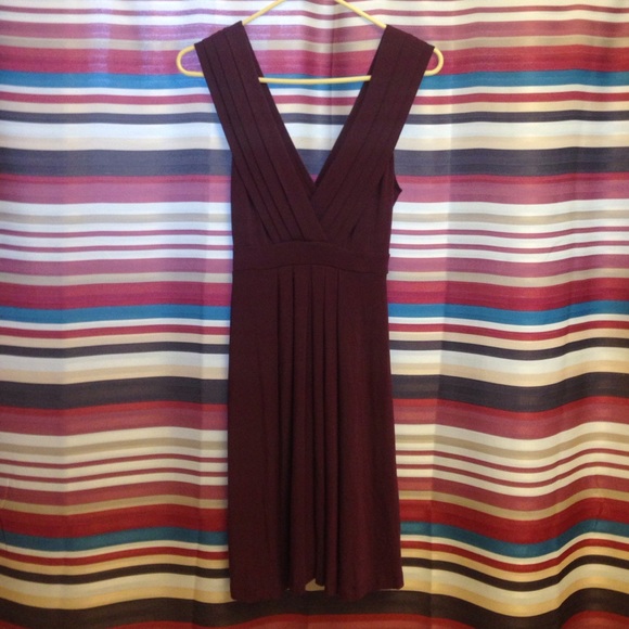 Brand New w/tags Deep V Plum TART Dress