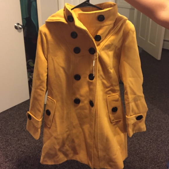 Wool Coat - Picture 2 of 3
