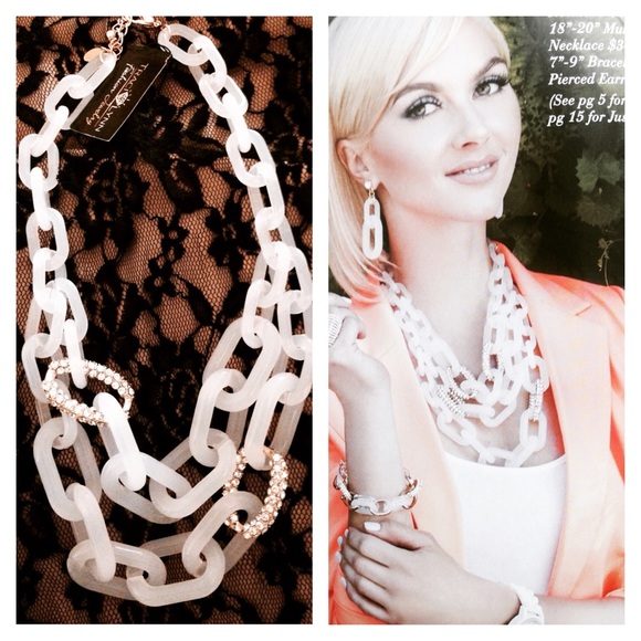 Sugar coated neck piece with gold accent bling