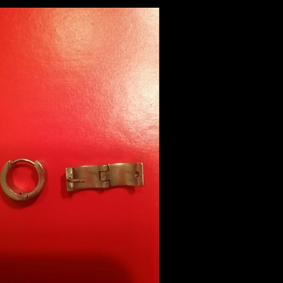 Hoop earrings - Picture 2 of 2