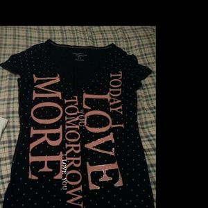 American eagle outfitters t shirt