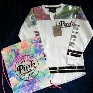 VS limited edition crew 😍