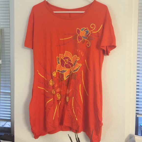 Bright spring over tee or dress size 4-6