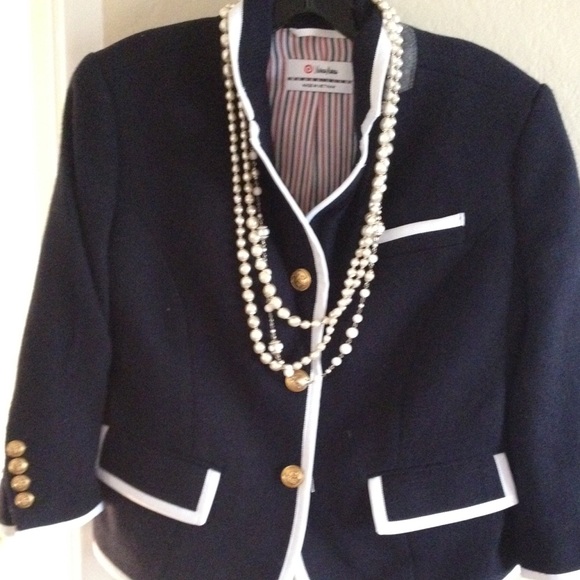 Classic Navy lined crop Blazer with gold buttons
