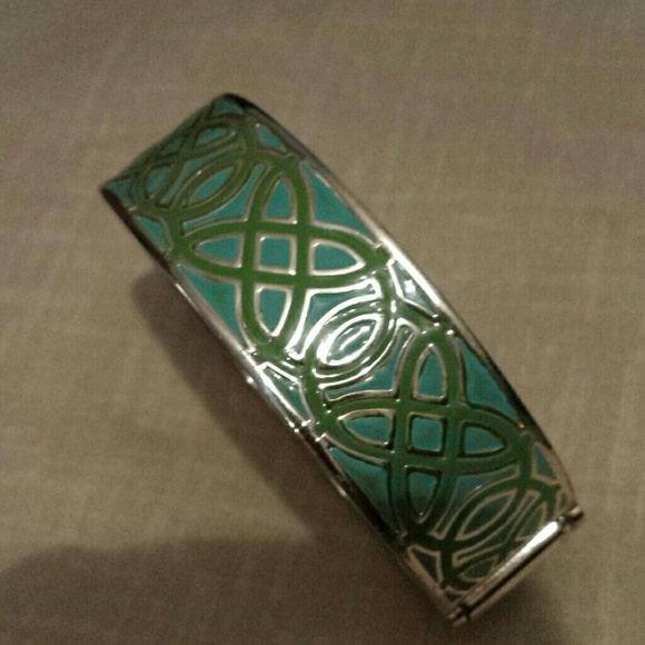 Stella and dot bangle