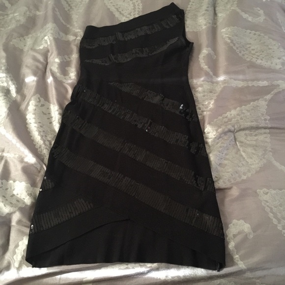 Formfitting dress