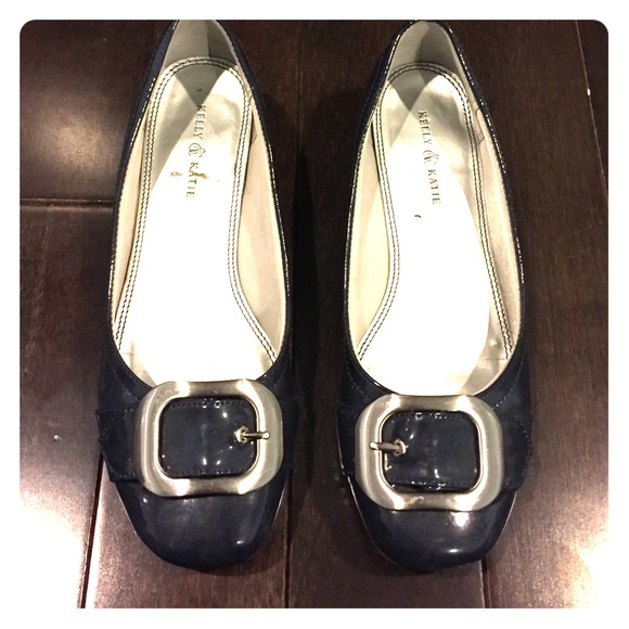Kelly & Katie patent navy shoes