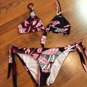 Very cute bikini👙