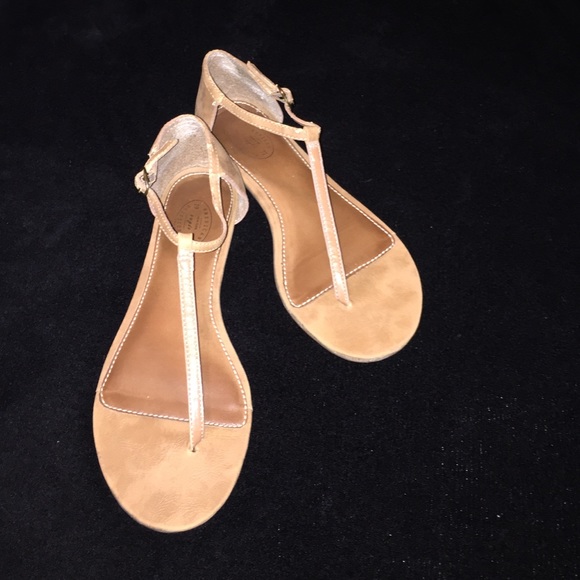American eagle outfitters sandals size 7