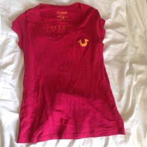 True religion v-neck tee shirt