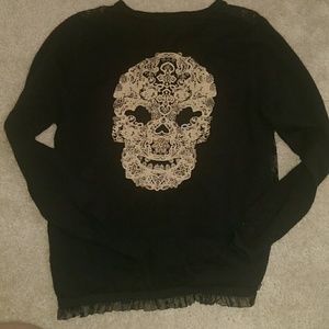Black lace sweater with design of a skull