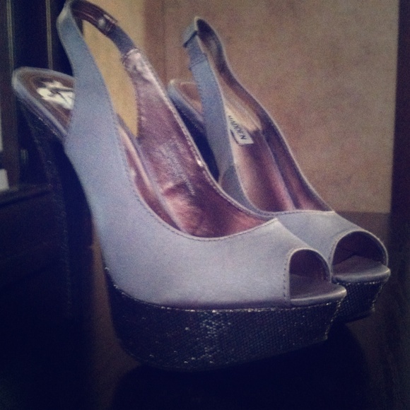 grey heels 🎀