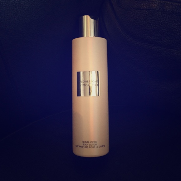 SOLD. Victor & Rolf flowerbomb lotion