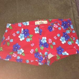 Hollister red floral shorts