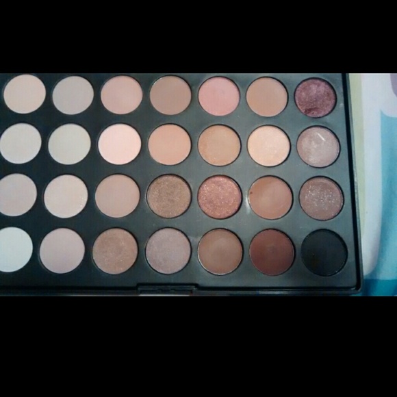 28 Neutral Eyeshadow Palette **ON HOLD**