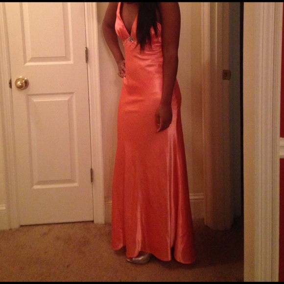 Coral pink prom dress! - Picture 2 of 4